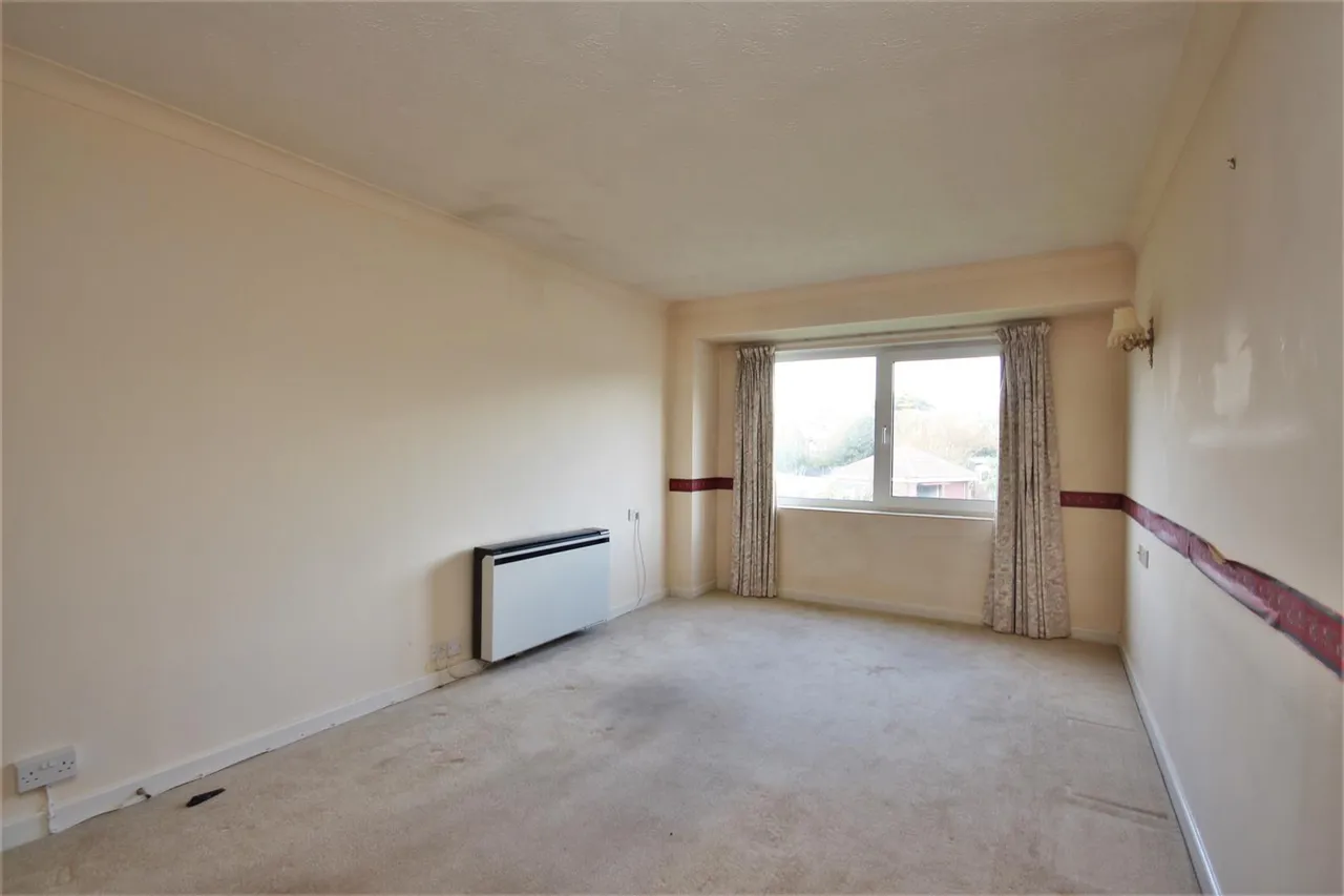 Claremont Road, Seaford, photo 8