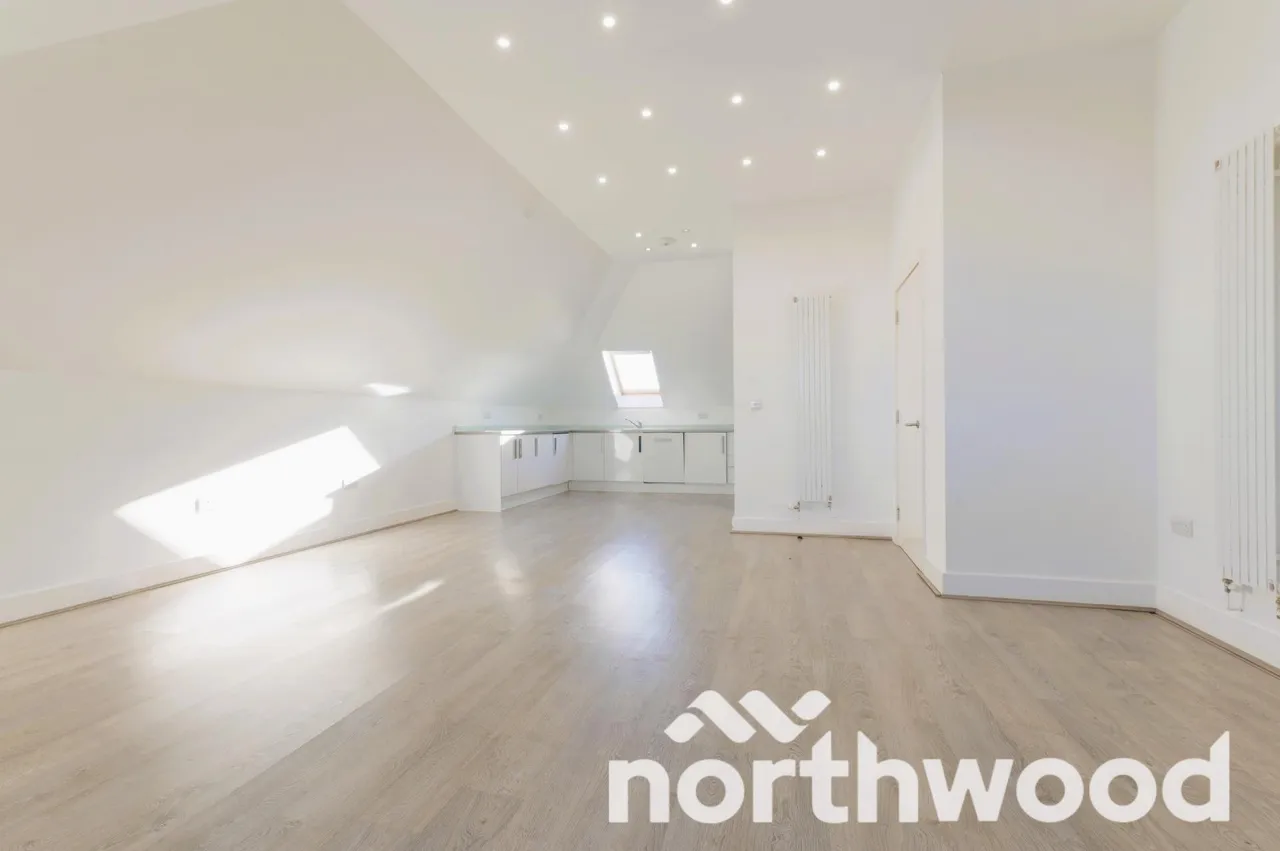 Ruxley Lane, West Ewell, KT19, photo 8