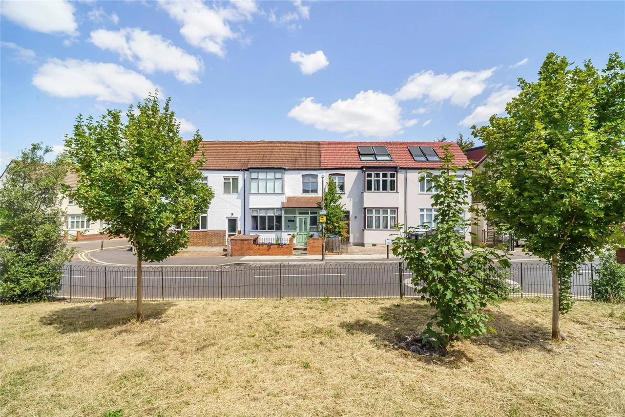 Vectis Gardens, Tooting, photo 5