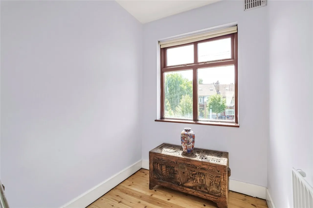 Vectis Gardens, Tooting, photo 12