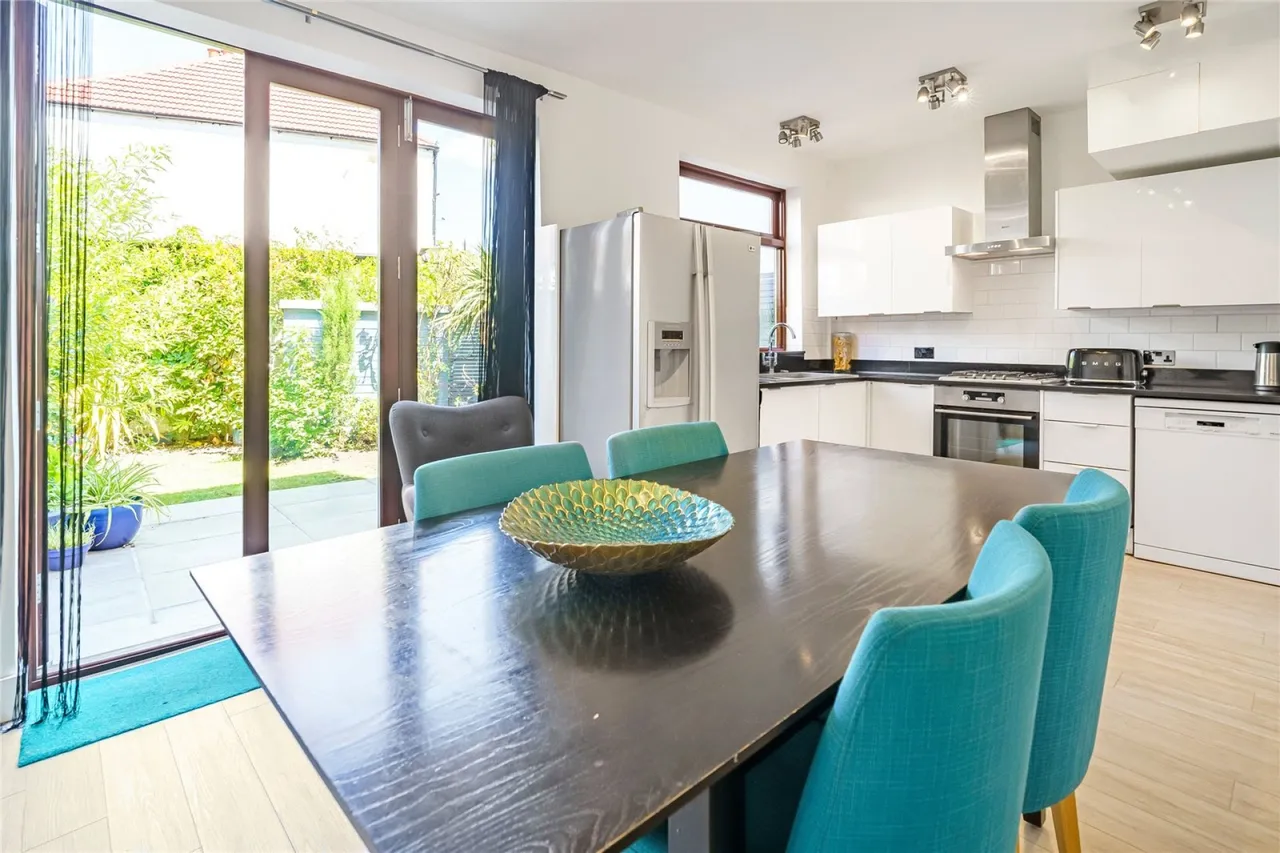 Vectis Gardens, Tooting, photo 11