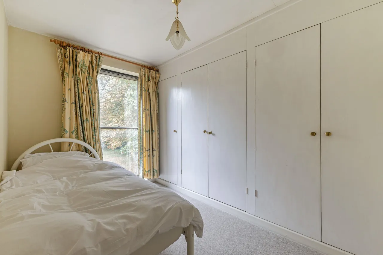 Queen Annes Road, Windsor, SL4, photo 12