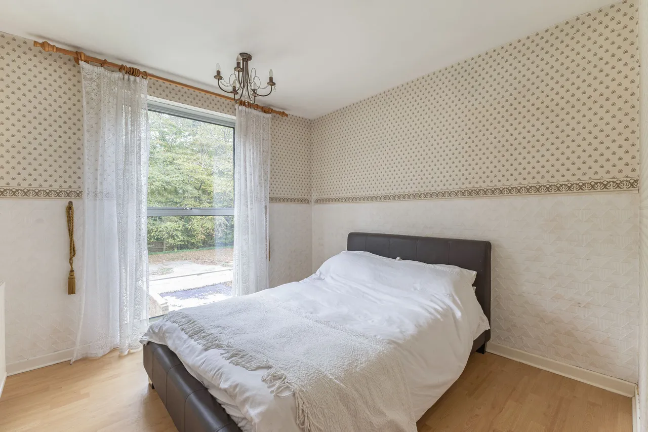 Queen Annes Road, Windsor, SL4, photo 13