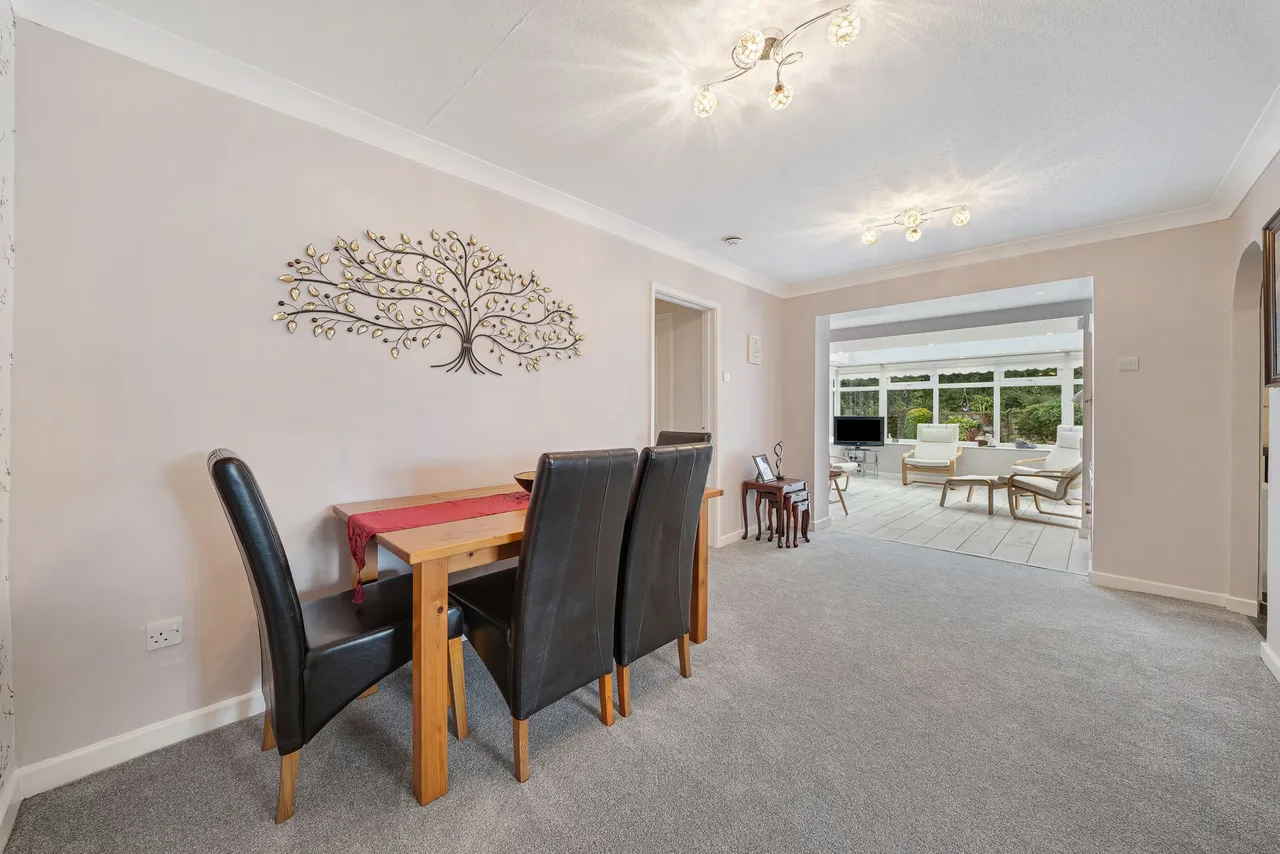 Ronaldshay, Widnes, WA8, photo 5