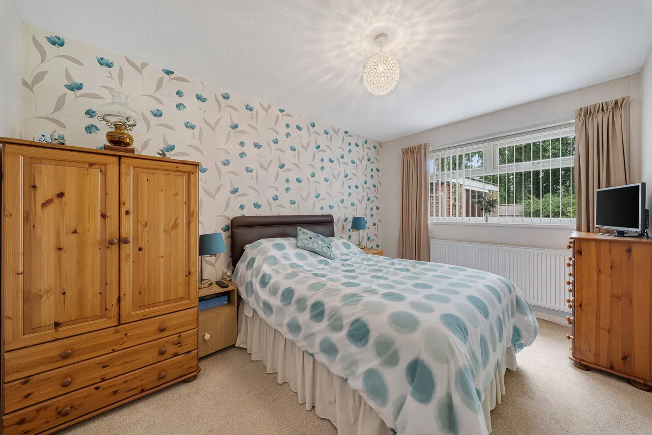 Ronaldshay, Widnes, WA8, photo 11