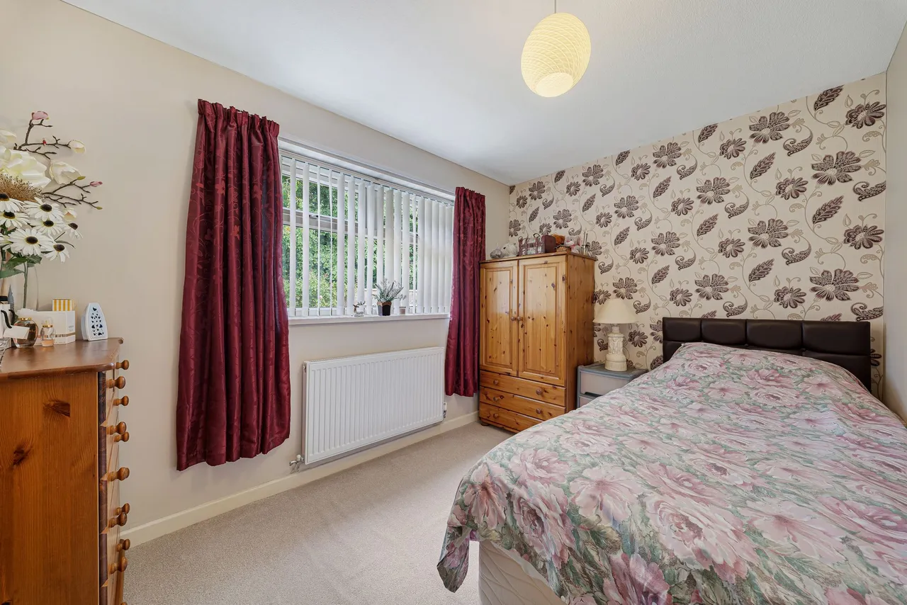 Ronaldshay, Widnes, WA8, photo 12
