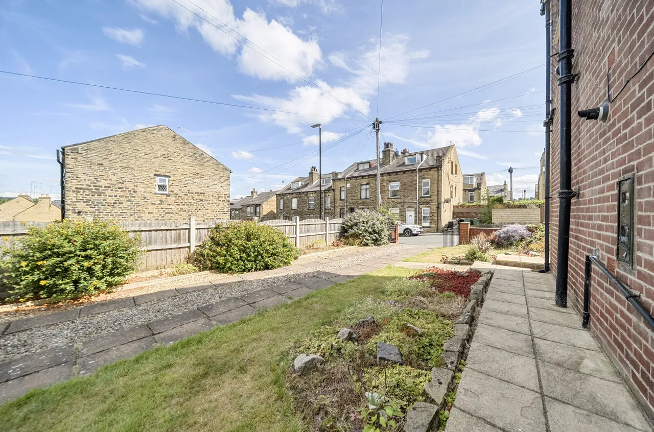 Kirkham Street, Leeds, LS13, photo 17