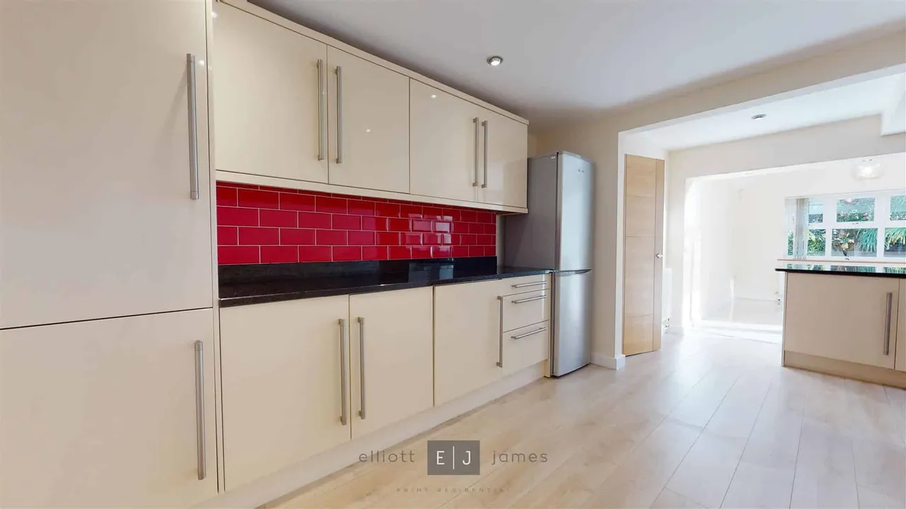 Cleves Close, Loughton, IG10, photo 10