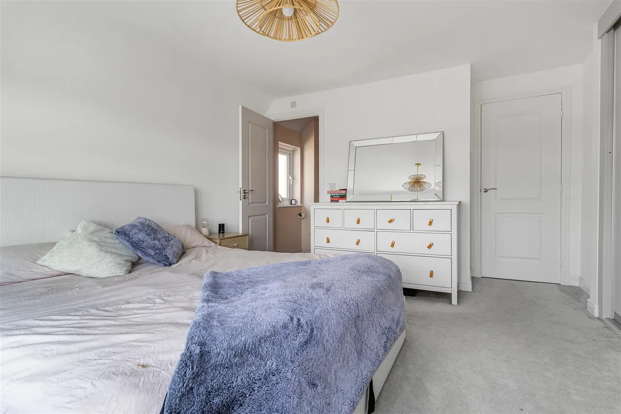 Gurteen Avenue, Little Wratting, CB9, photo 11