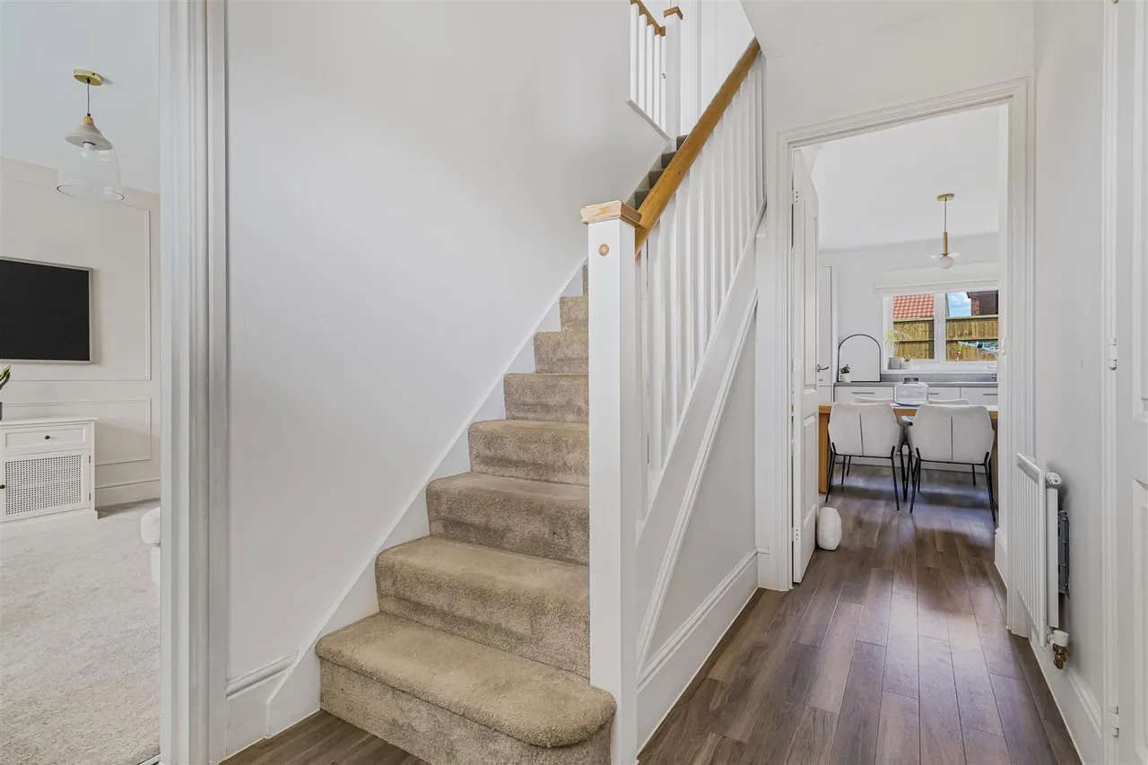 Gurteen Avenue, Little Wratting, CB9, photo 9