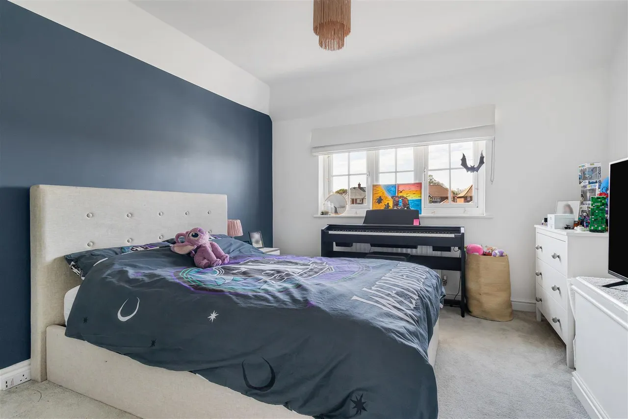 Gurteen Avenue, Little Wratting, CB9, photo 13