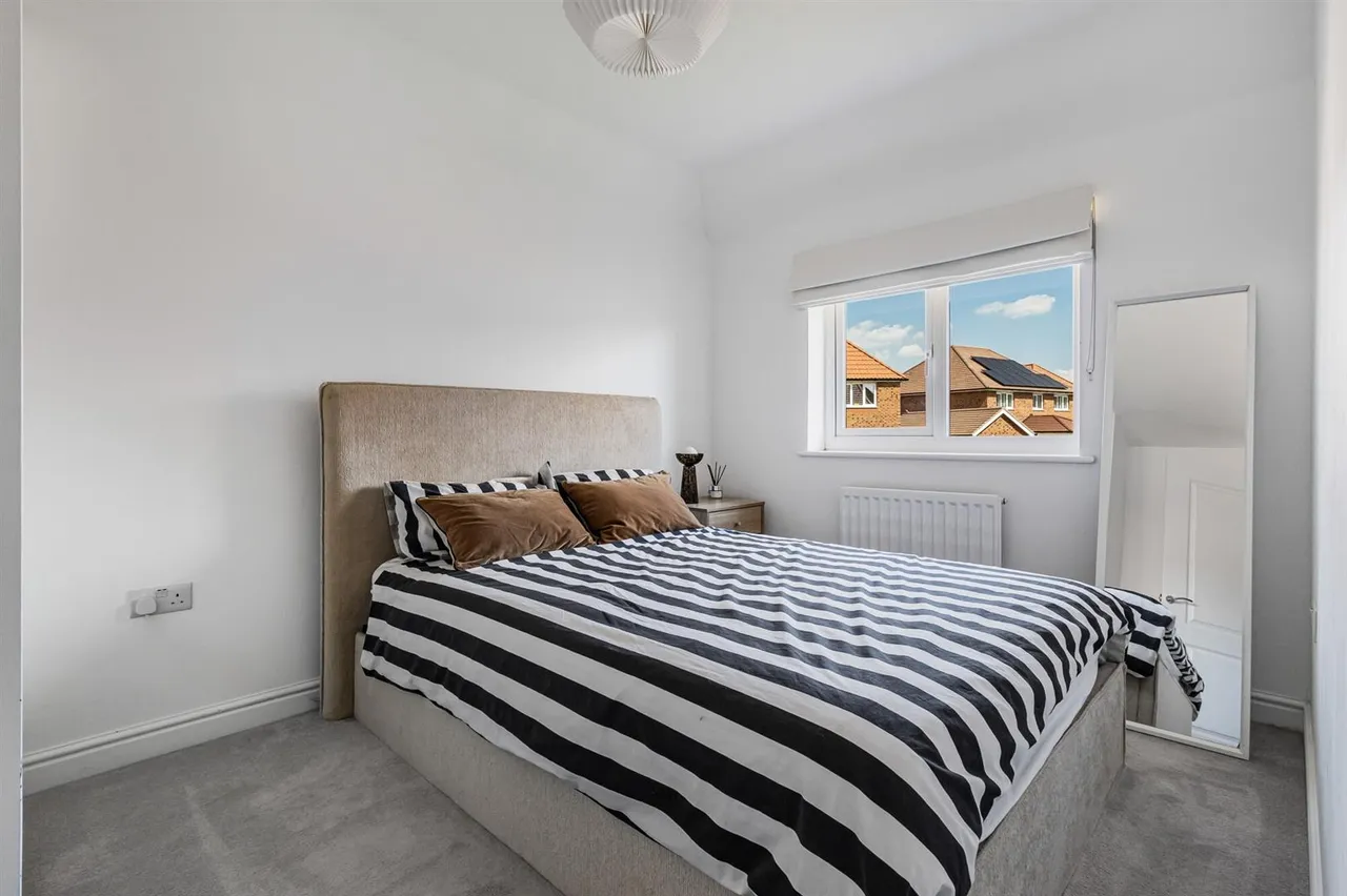Gurteen Avenue, Little Wratting, CB9, photo 14