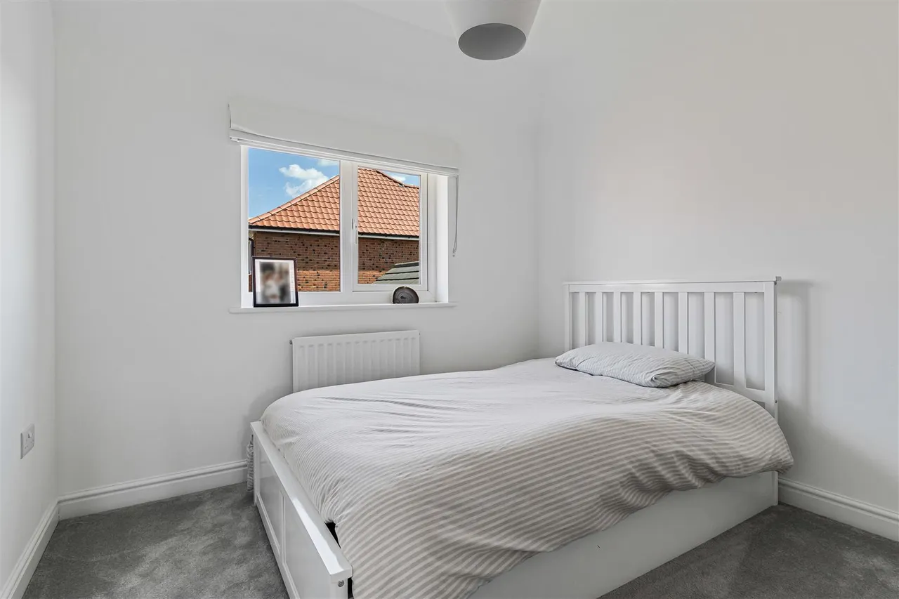 Gurteen Avenue, Little Wratting, CB9, photo 15