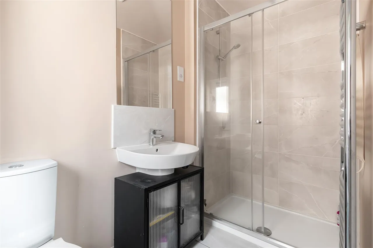 Gurteen Avenue, Little Wratting, CB9, photo 12