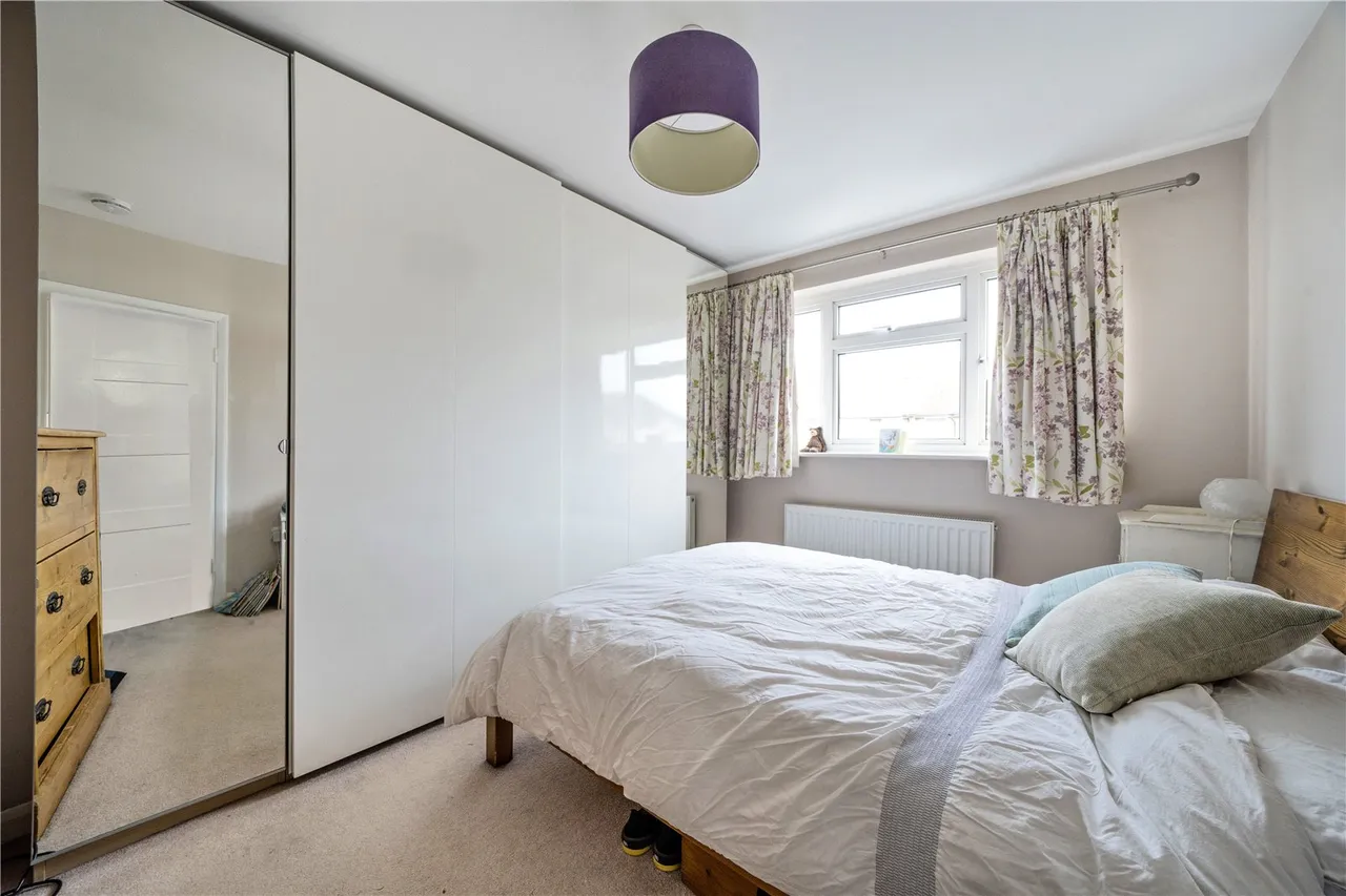 Lincoln Avenue, Twickenham, TW2 6NH, photo 5