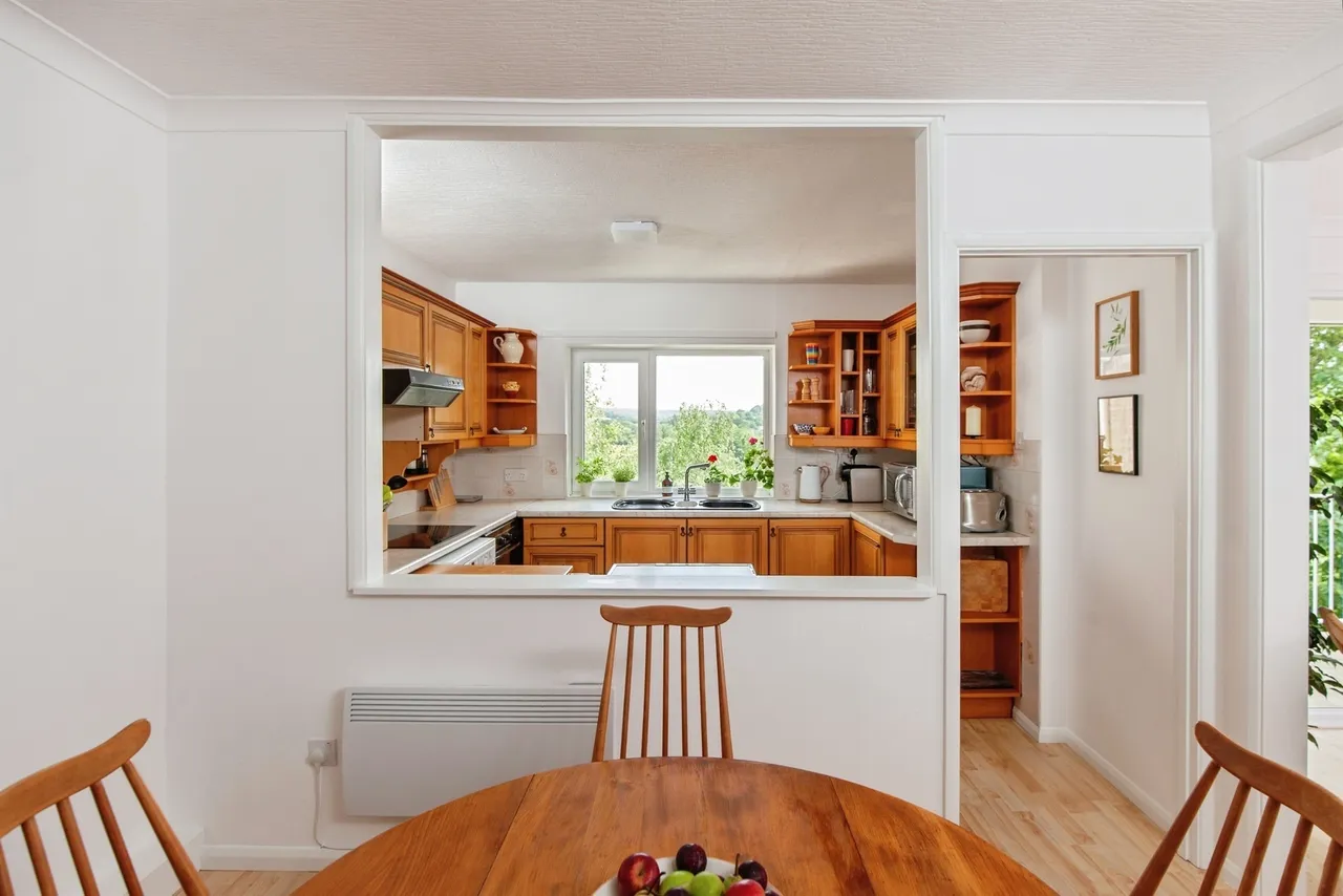 London Road West, Bath, BA1, photo 11