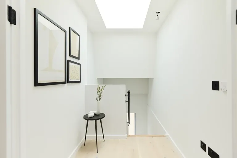 Coverdale Road, Willesden Green, NW2 4BE, photo 5