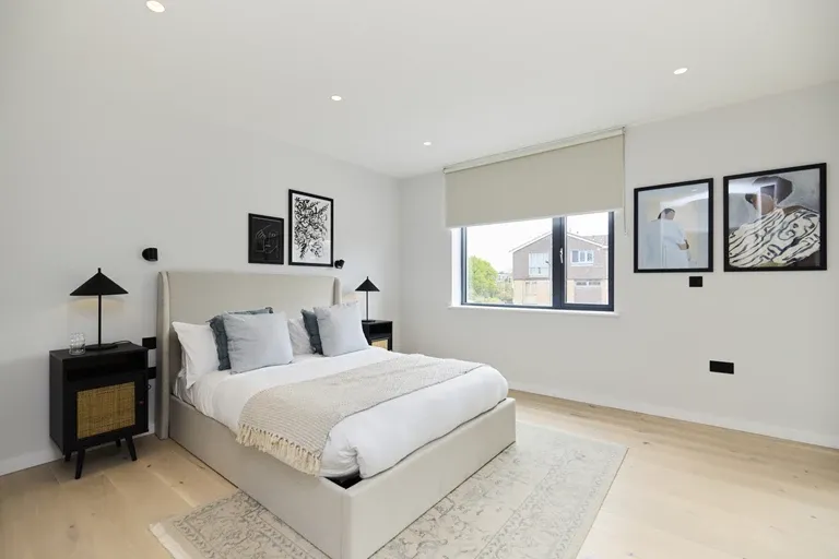 Coverdale Road, Willesden Green, NW2 4BE, photo 19