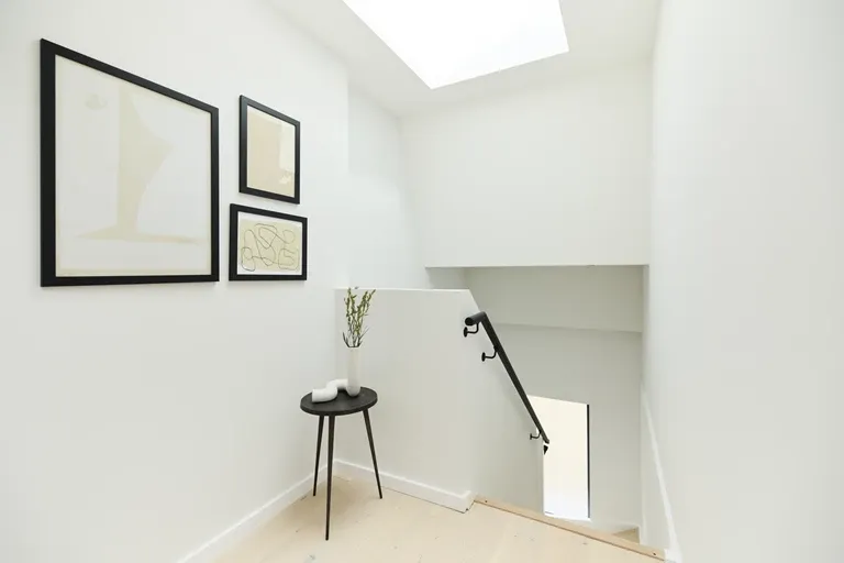 Coverdale Road, Willesden Green, NW2 4BE, photo 18