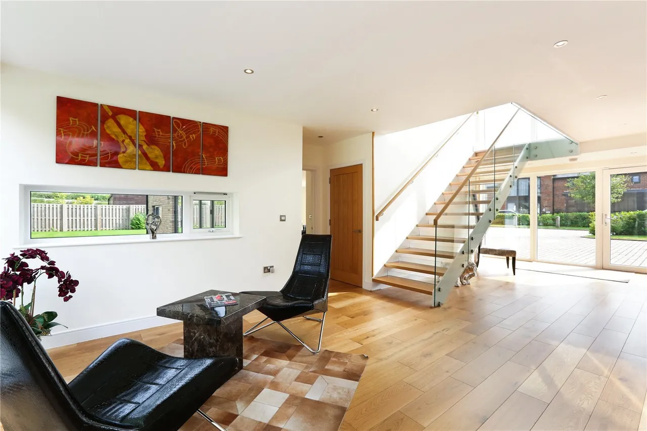 Latimer Chase, Chorleywood, Rickmansw..., photo 5