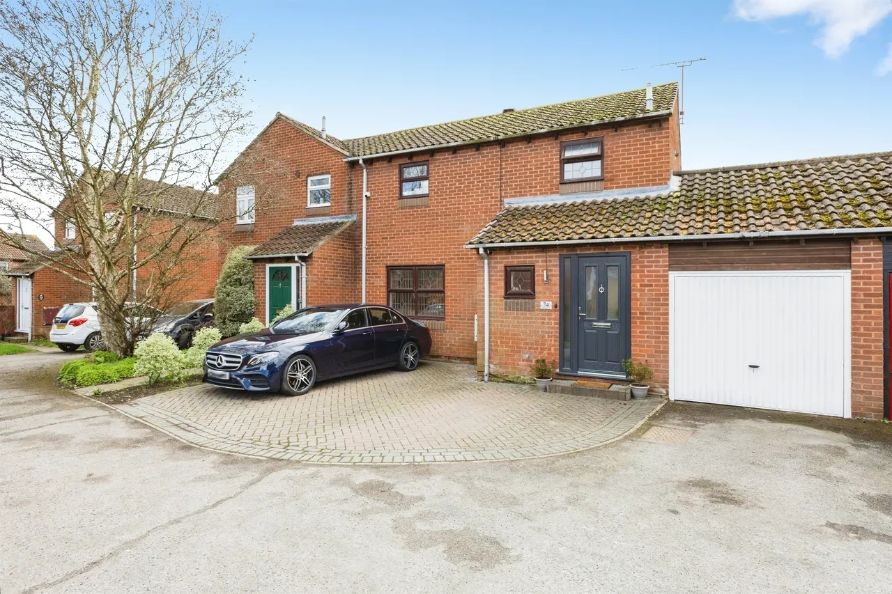 Chilcombe Way, Lower Earley, RG6, photo 20