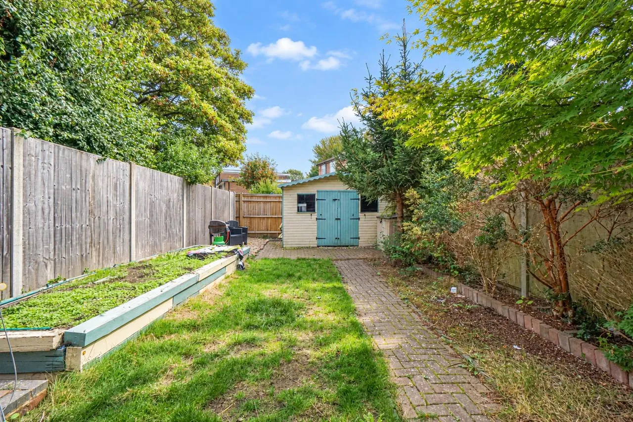 Elphinstone Avenue, Hastings, photo 13