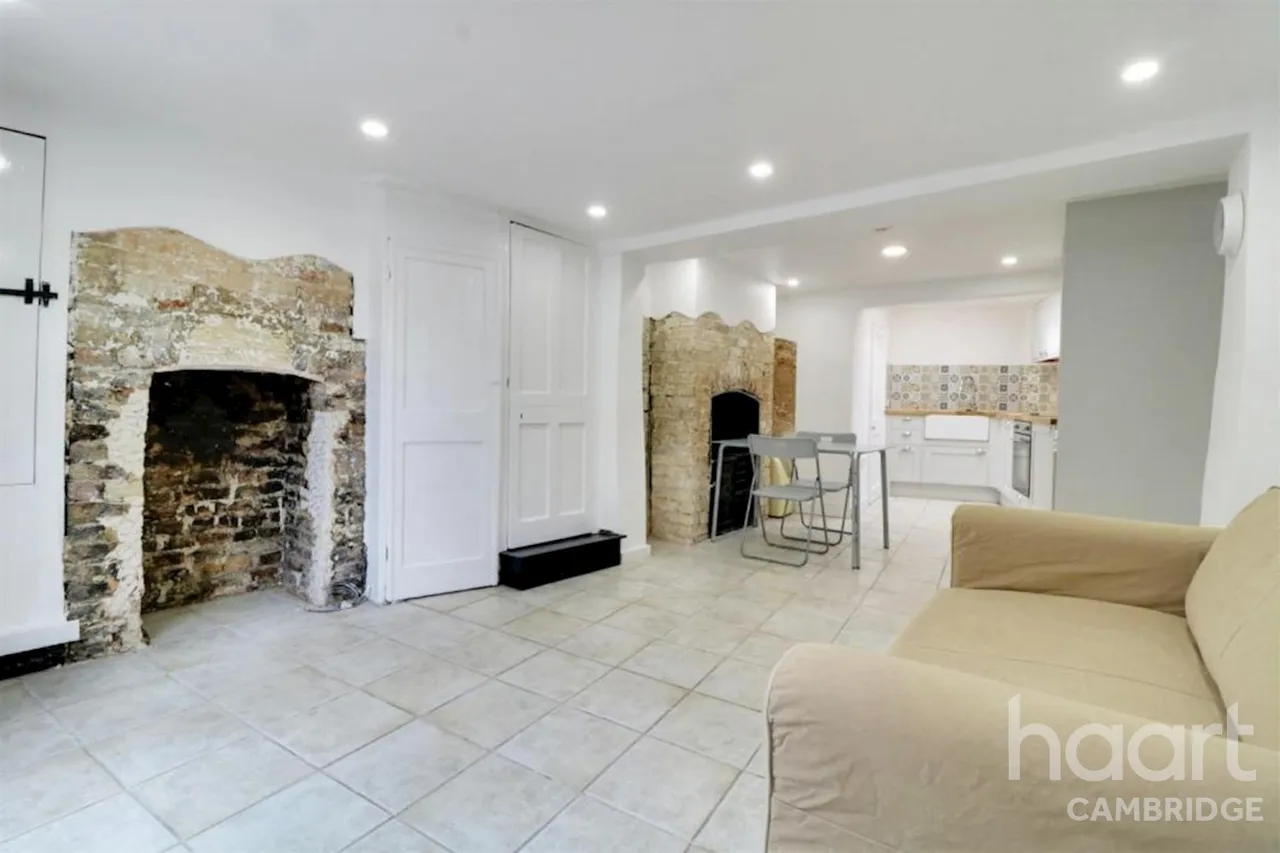 2 bed house to rent, Lensfield Road, Cambridge, CB2