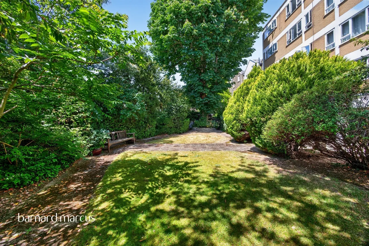 Arundel Terrace, Barnes, London, photo 3