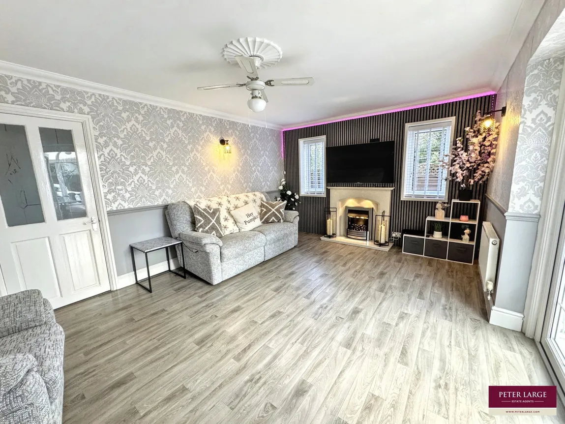 Gwellyn Avenue, Kinmel Bay, LL18, photo 6