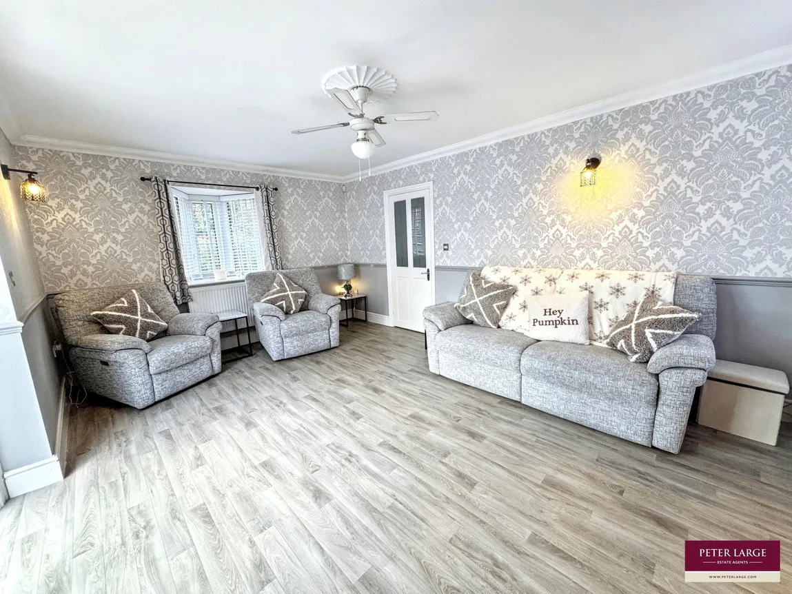 Gwellyn Avenue, Kinmel Bay, LL18, photo 8
