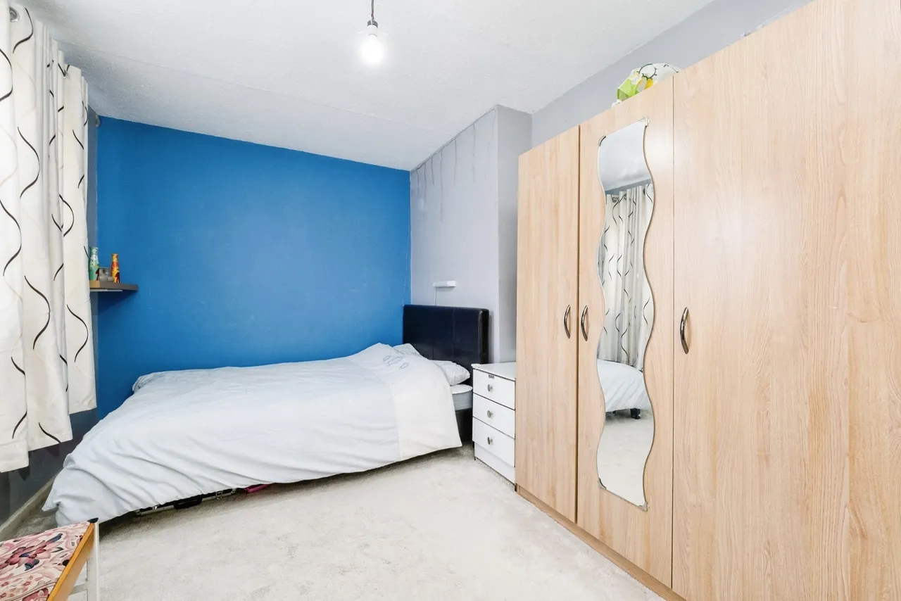 Lawrence Avenue, Manor Park, E12, photo 6