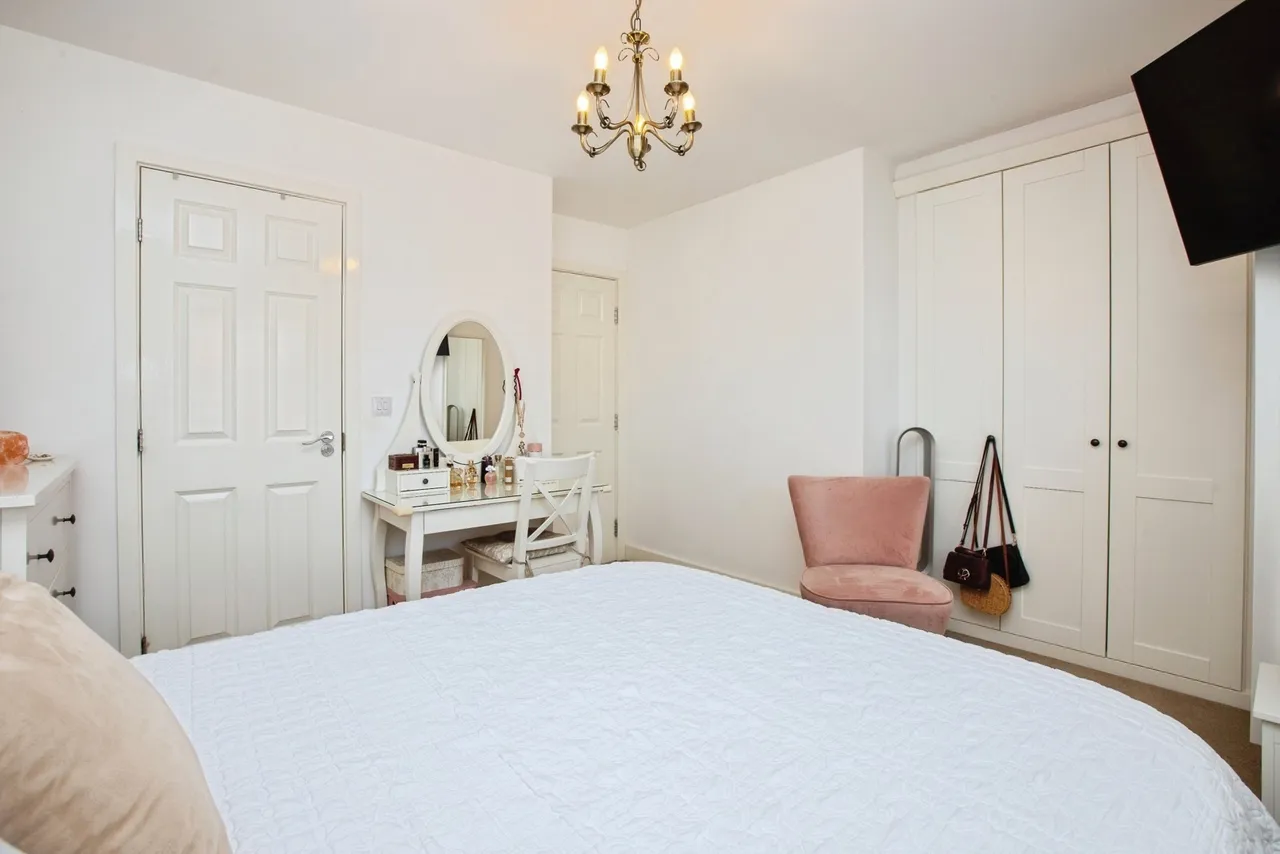 The Hay Fields, Rainworth, NG21, photo 10