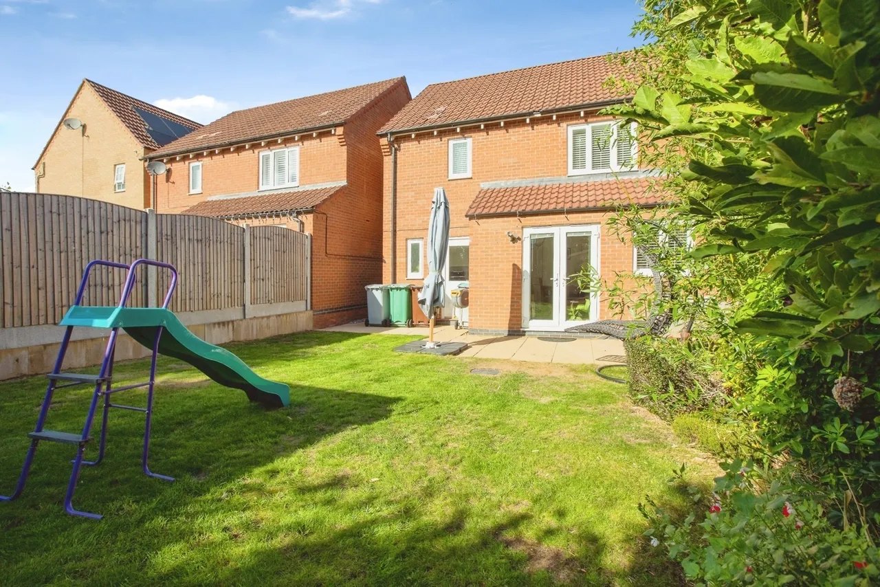 The Hay Fields, Rainworth, NG21, photo 16