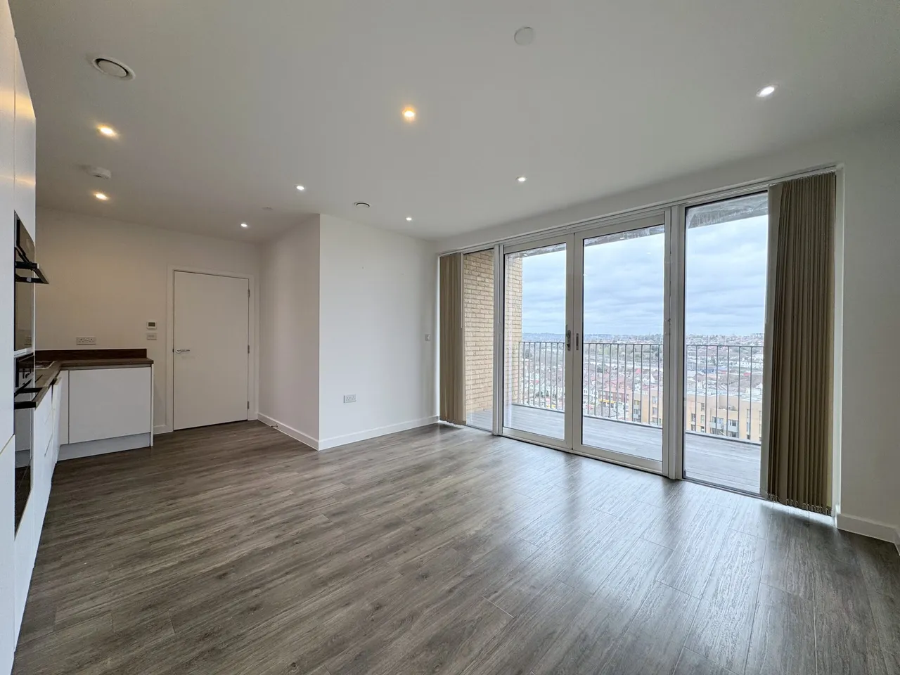 Moorhen Drive, NW9, photo 5