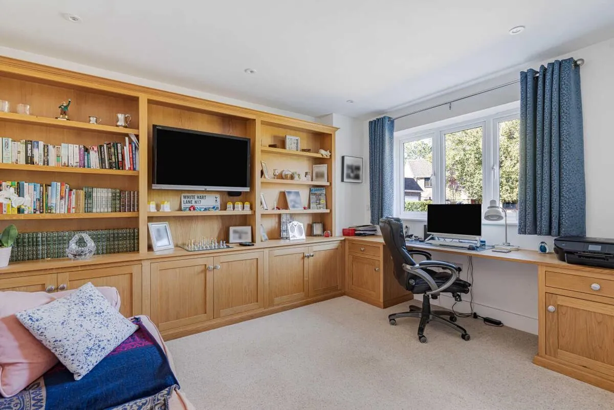 Cornerways, Speen, HP27, photo 9