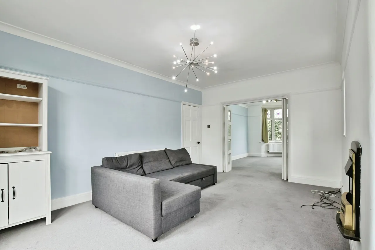 Egerton Road, Hale, WA15, photo 23