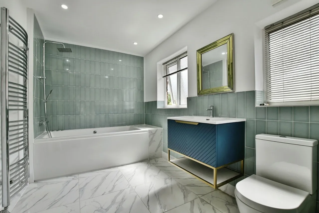 Egerton Road, Hale, WA15, photo 6