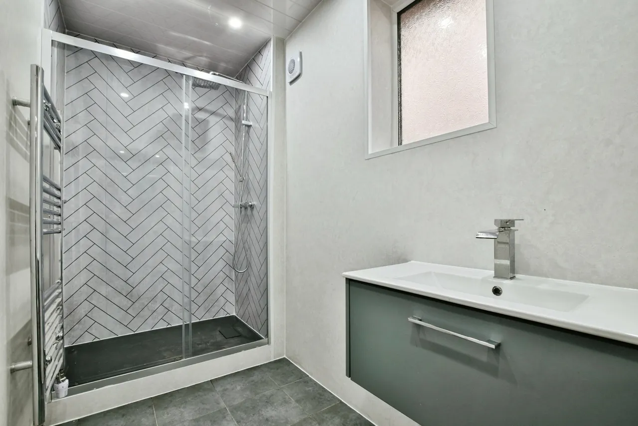 Egerton Road, Hale, WA15, photo 8