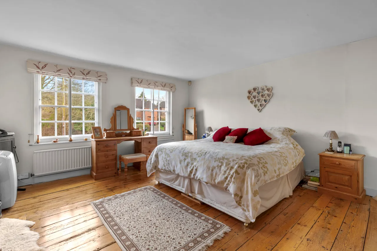 House Aylesbury Road, Monks Risborough, HP27, photo 14