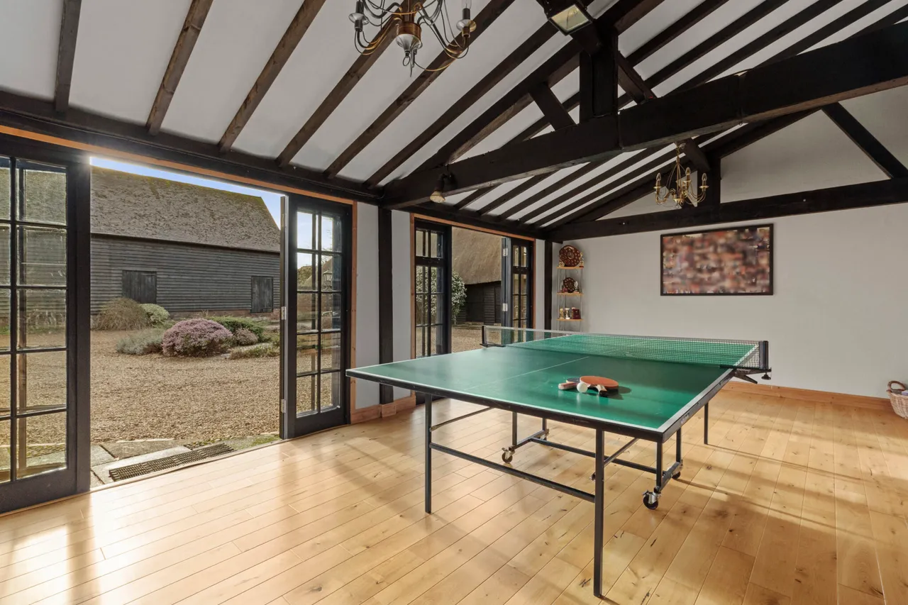 House Aylesbury Road, Monks Risborough, HP27, photo 13