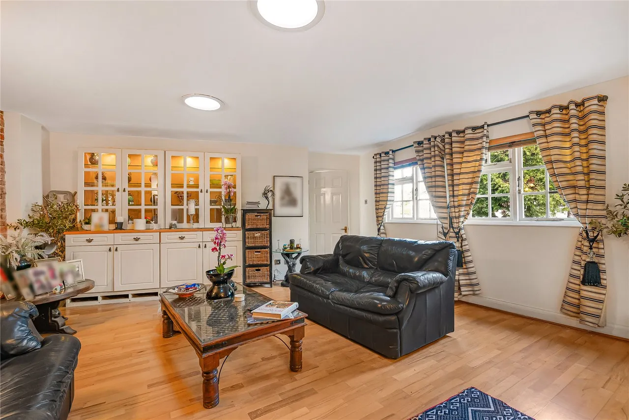 Newgate Street, Hertford, Hertfordshire, SG13 8RG, photo 6