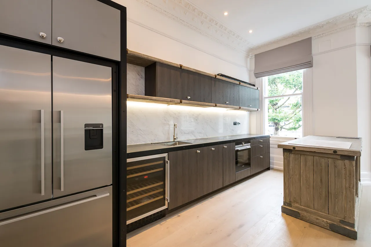 First Floor, 109 Philbeach Gardens, London, photo 6