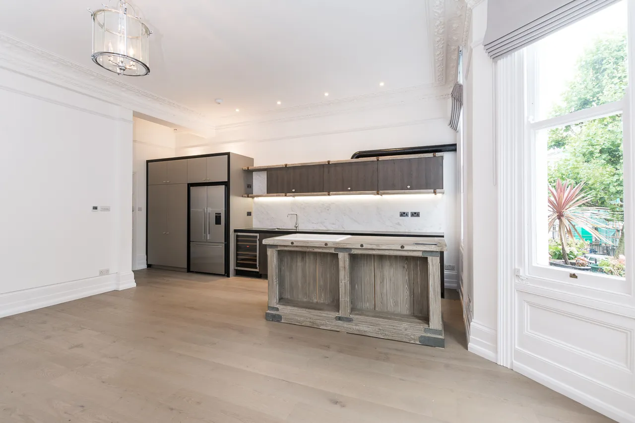 First Floor, 109 Philbeach Gardens, London, photo 7