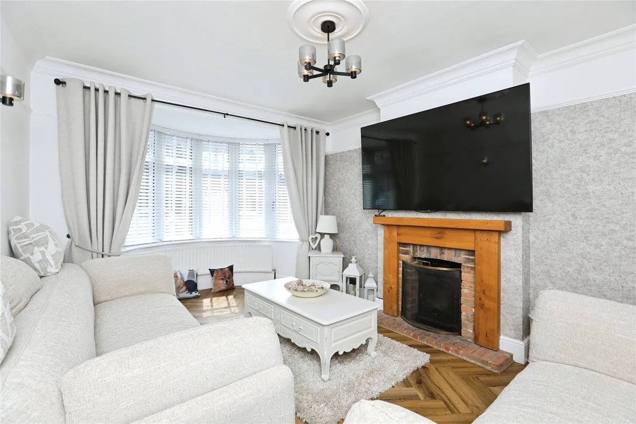 Park Road, Sheerness, ME12, photo 3