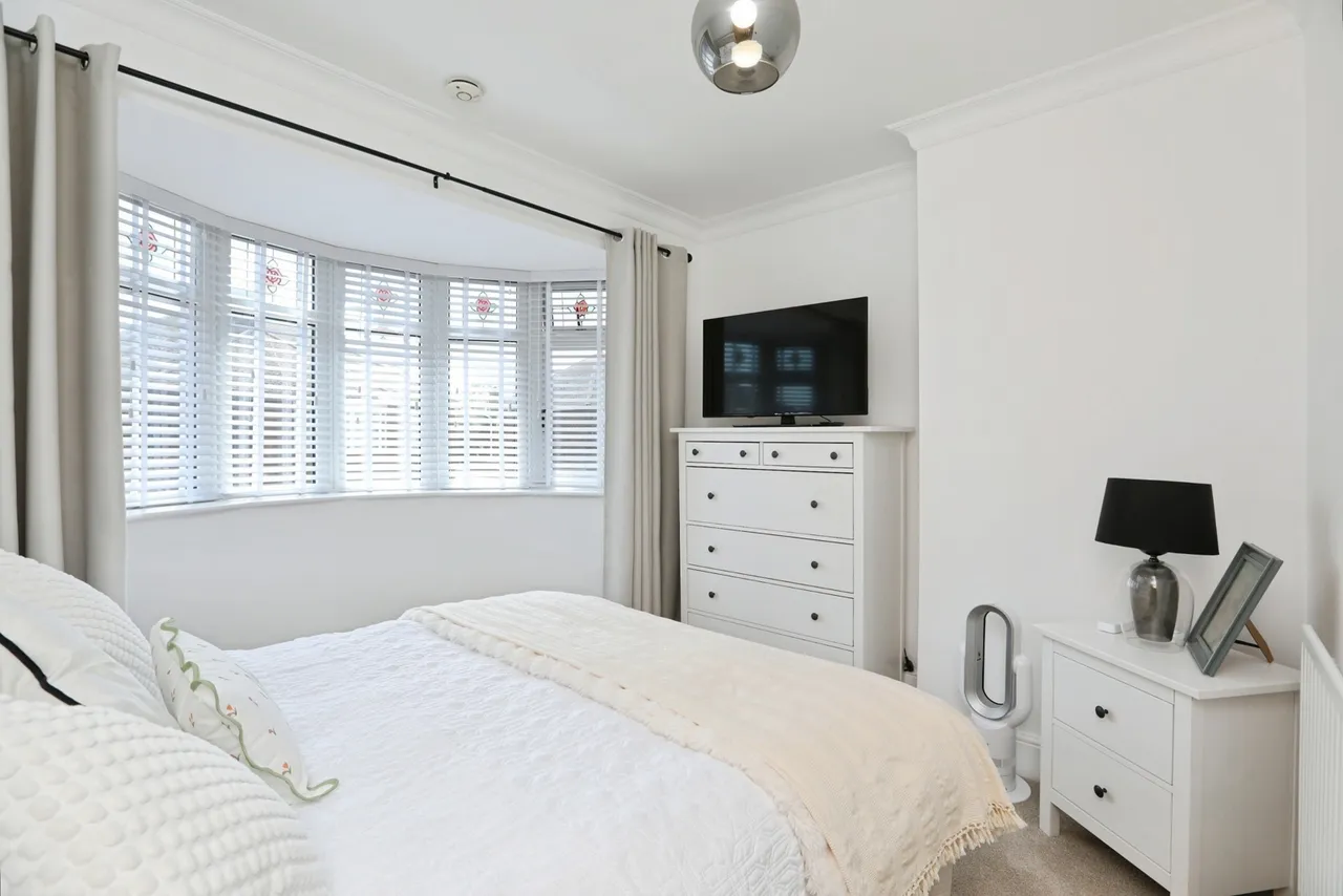 Park Road, Sheerness, ME12, photo 21