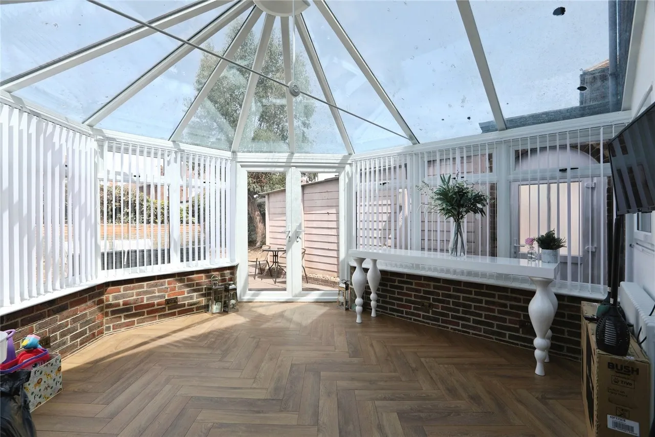 Park Road, Sheerness, ME12, photo 5