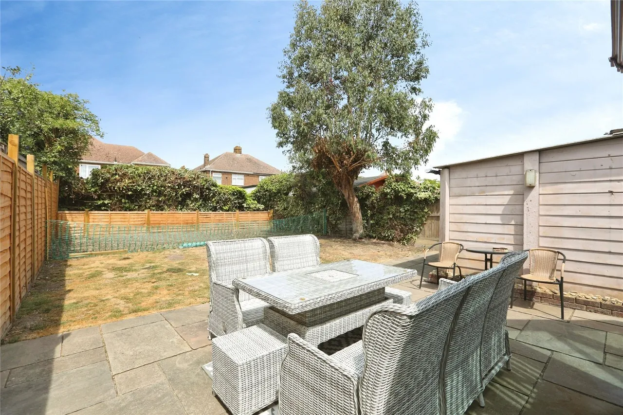 Park Road, Sheerness, ME12, photo 14