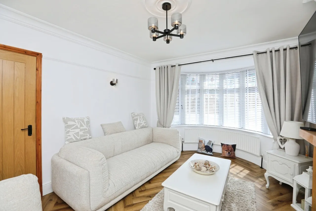 Park Road, Sheerness, ME12, photo 25