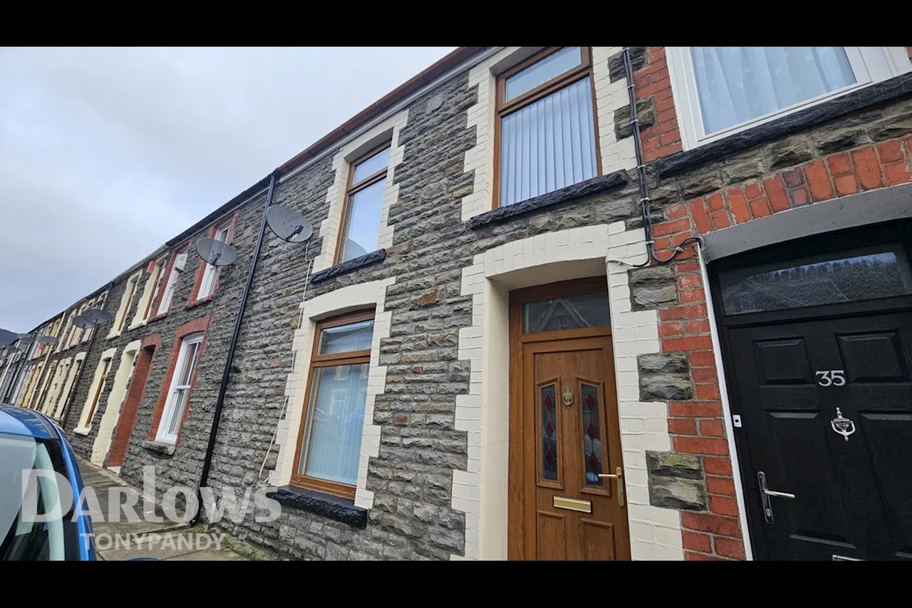3 bed house for sale, Miskin Street, Treherbert, CF42