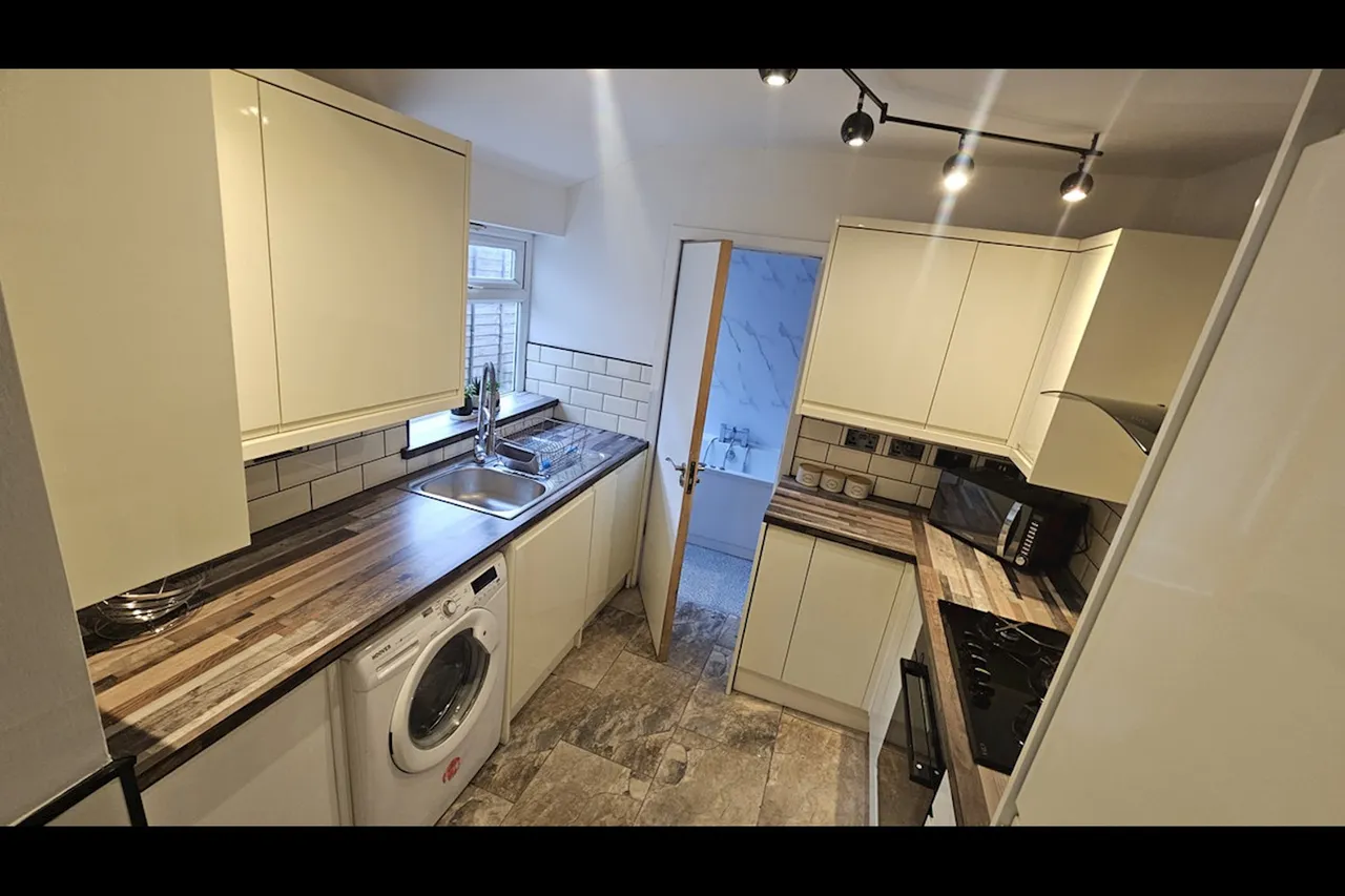 Miskin Street, Treherbert, CF42, photo 5